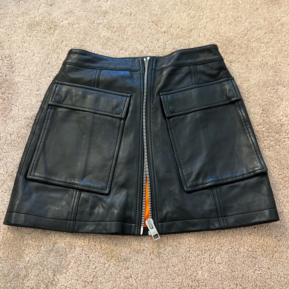 KSUBI BLACK LEATHER ZIP UP MINI SKIRT NEVER WORN